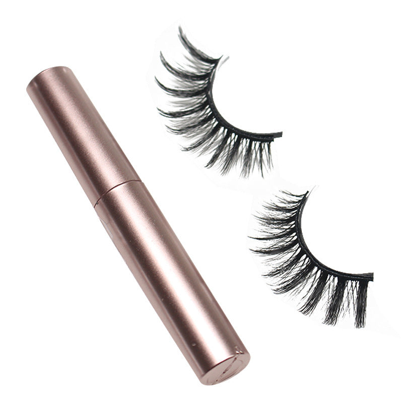 1 Pair Of Eyelash With Magnetic Eyeliner